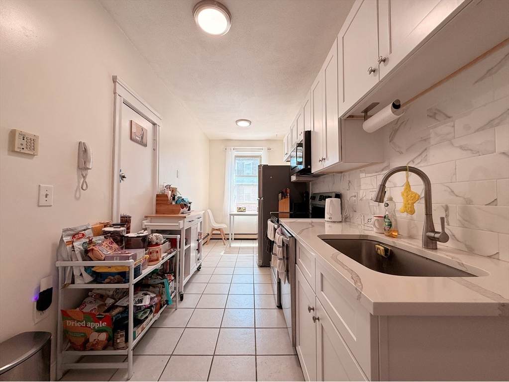 8 Ransom Rd - Photo 1