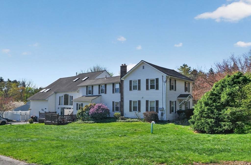 67 Amherst Rd - Photo 1