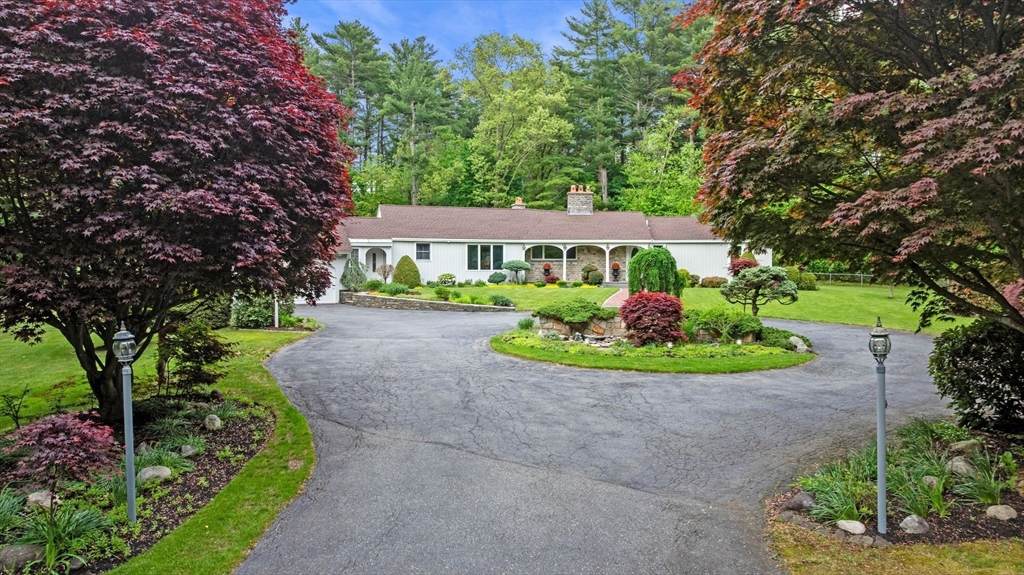 15 Lockwood Ln - Photo 1
