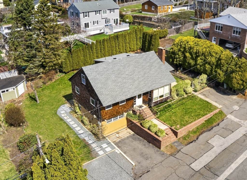 6 Desmond Dr - Photo 1