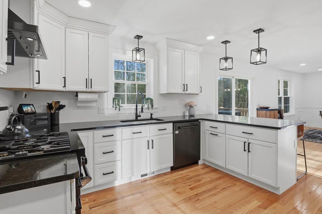 155 Turkey Hill Rd - Photo 1