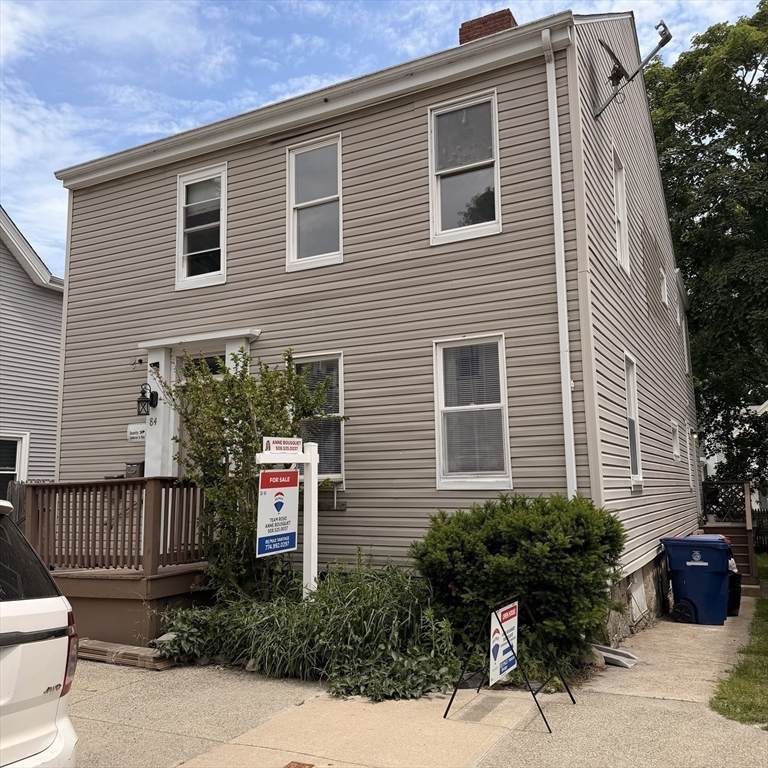 84 Walden St - Photo 1