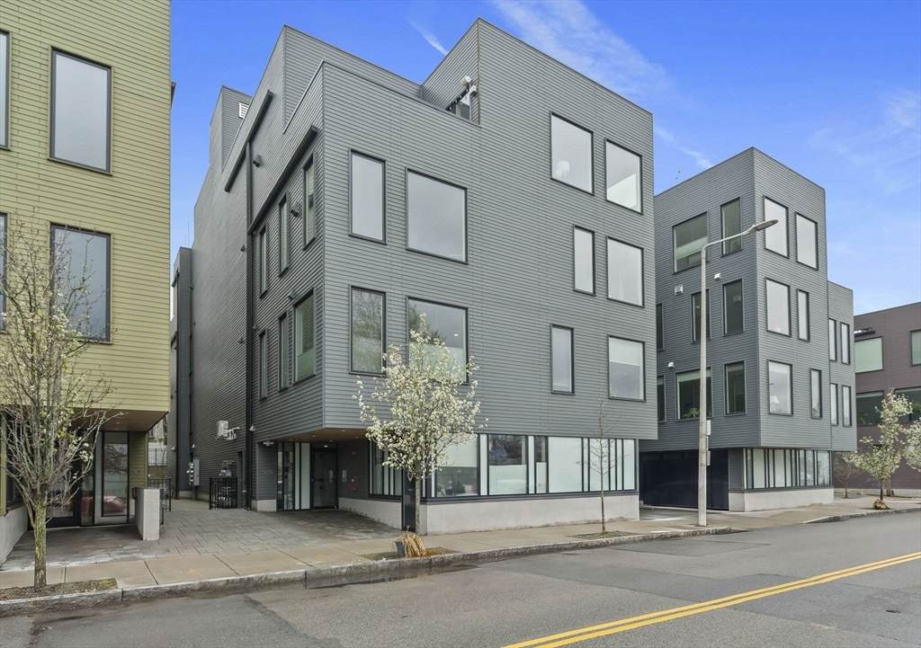 515 E 1st - Photo 1