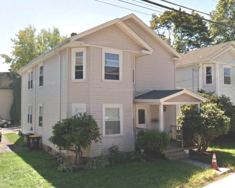 88 Crescent - Photo 1