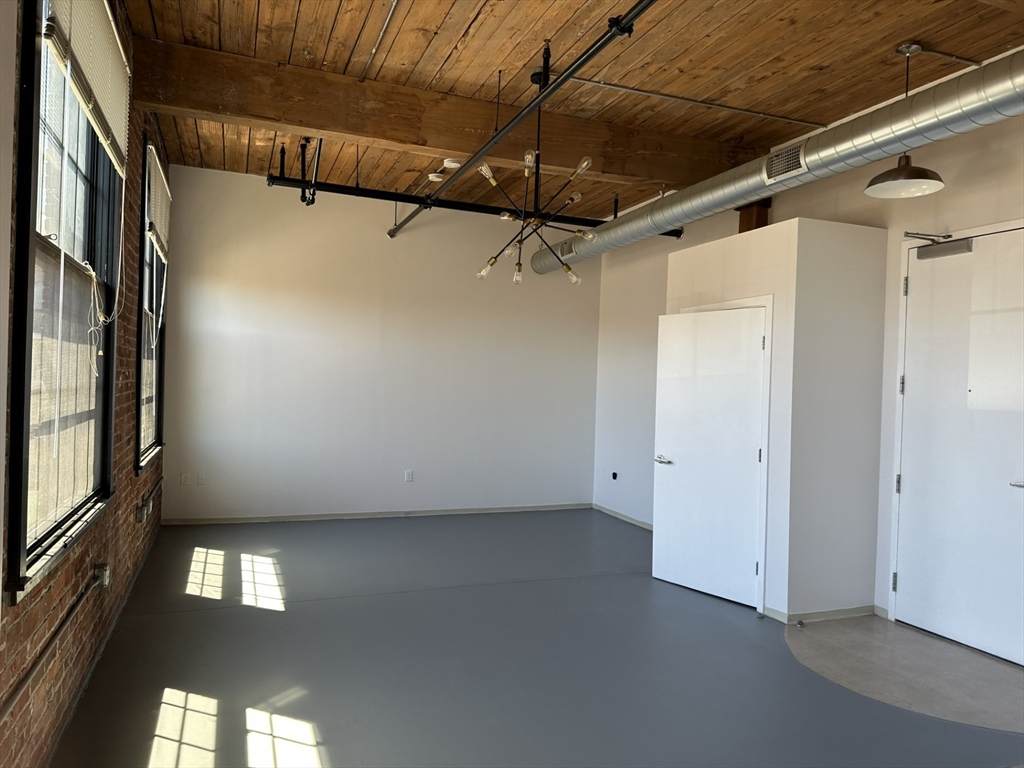 88 Gerrish Ave - Photo 1