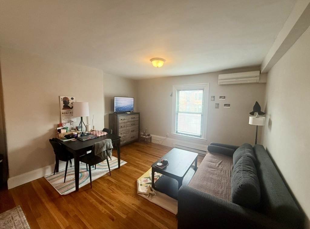221 Newbury St. - Photo 1