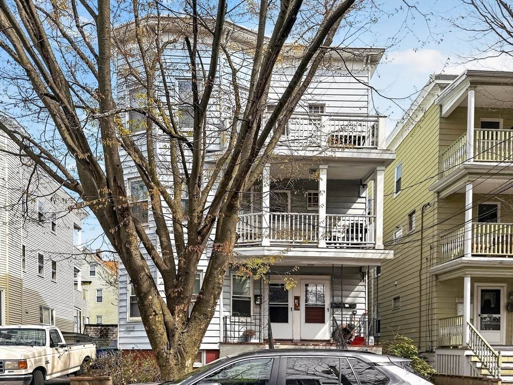 49 Porter Street - Photo 1