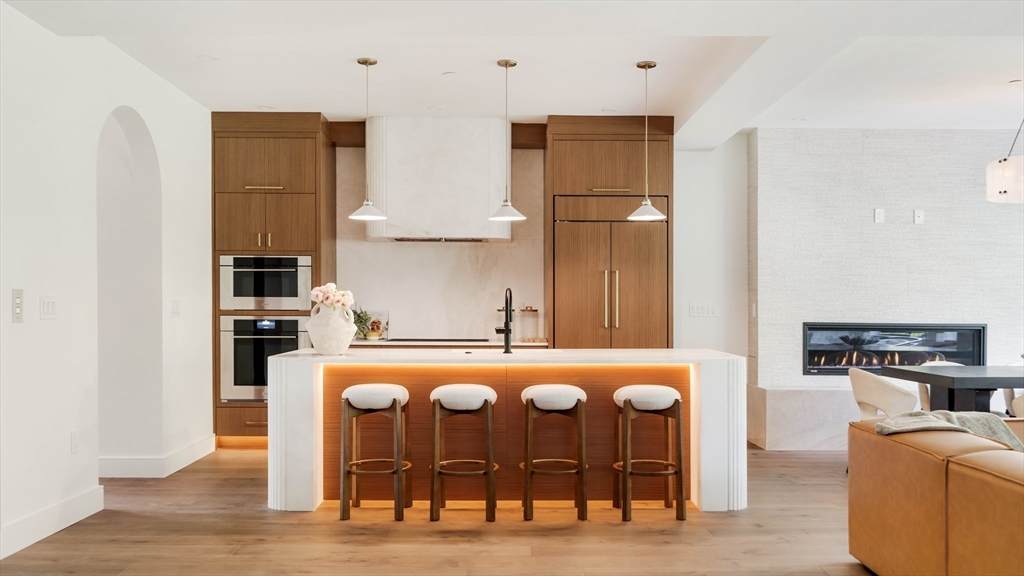 79 Park St - Photo 1