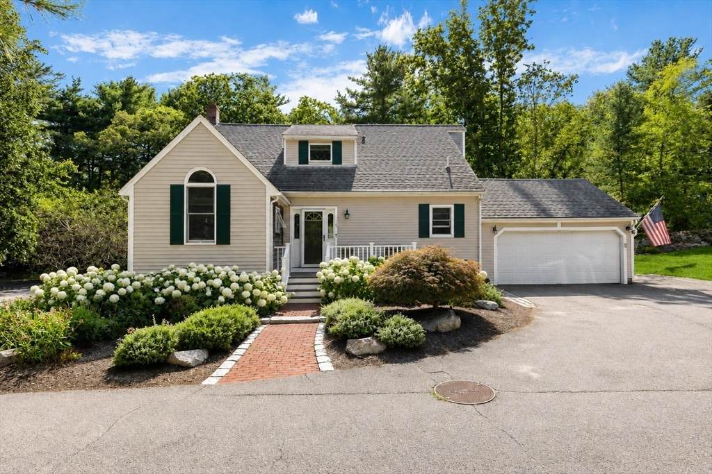 18 Cedarledge Vlg - Photo 1