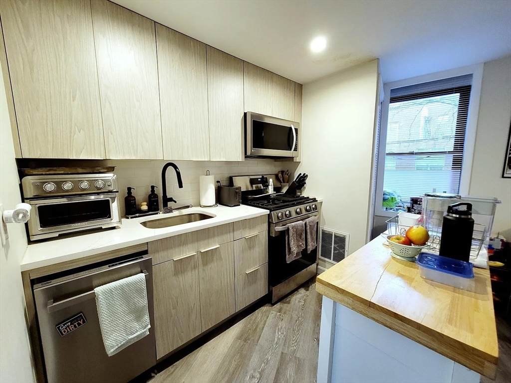125 Salem Street - Photo 1