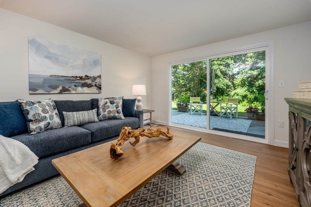 3 Highview Drive - Photo 1