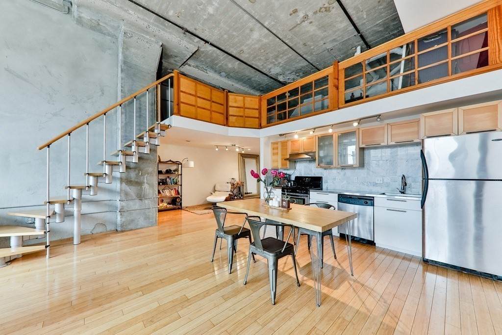 156 Porter St - Photo 1