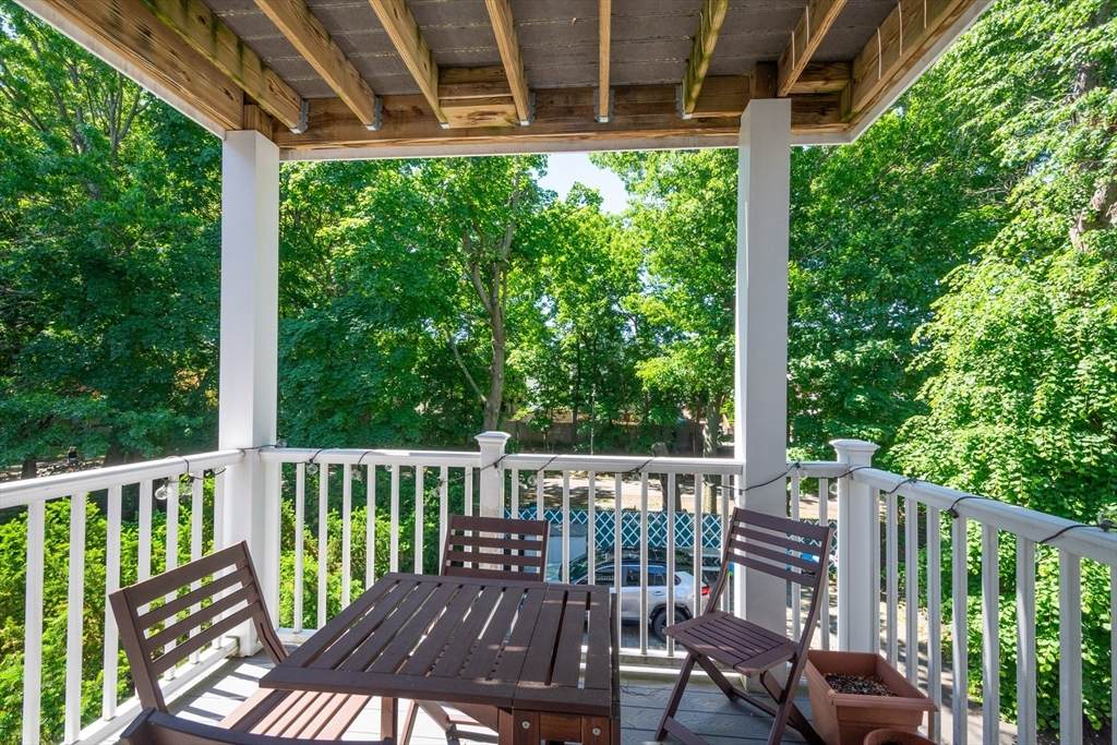 90 Morrison Ave - Photo 1