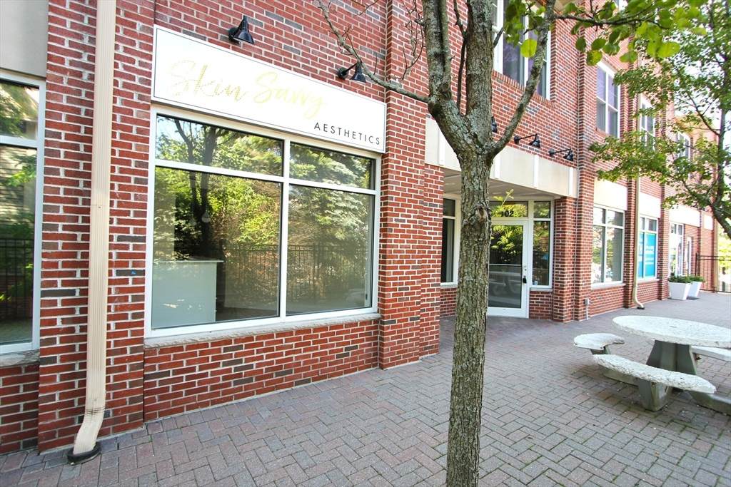 9 Summer St - Photo 1