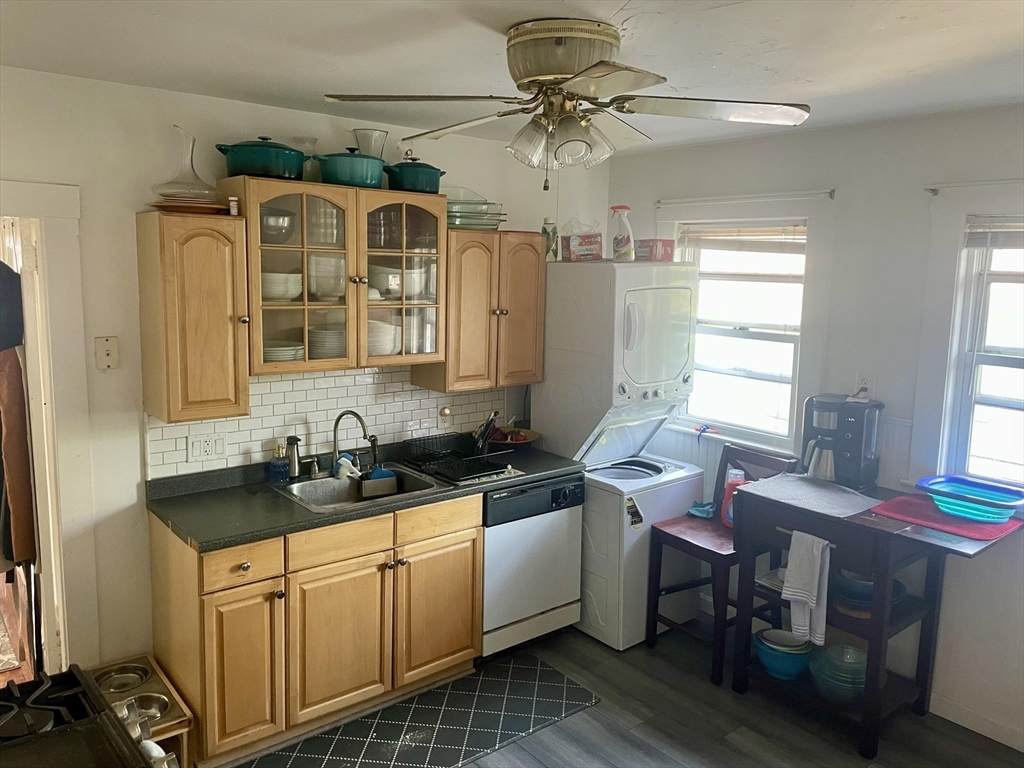 33 Billings - Photo 1