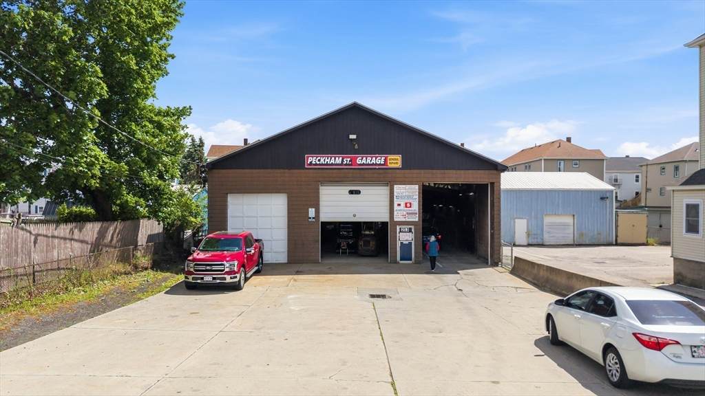 213 Peckham St - Photo 1