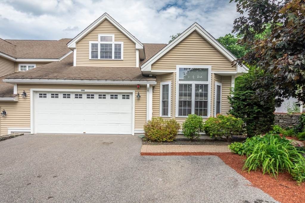 308 Sprucewood Ln - Photo 1