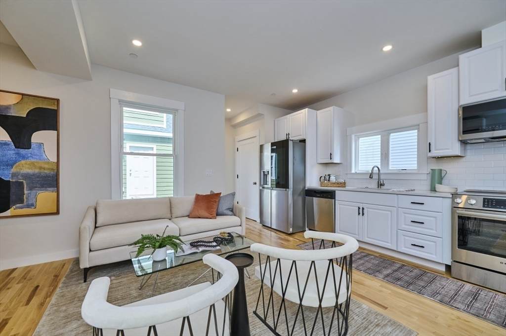 17 Macarthur Street - Photo 1
