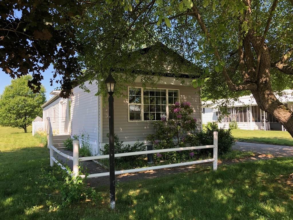 281 Chauncey Walker Street - Photo 1