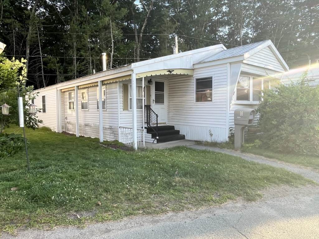 8 Thunderbird Dr - Photo 1