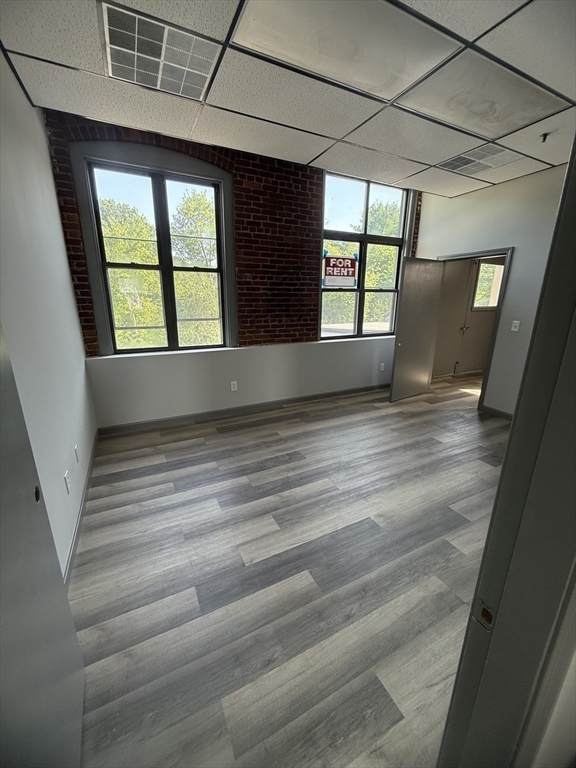 60 Pine St - Photo 1