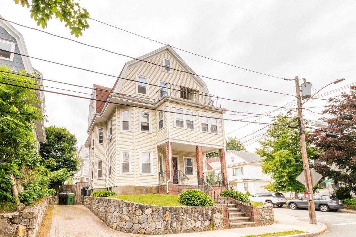 34 Irma Ave - Photo 1