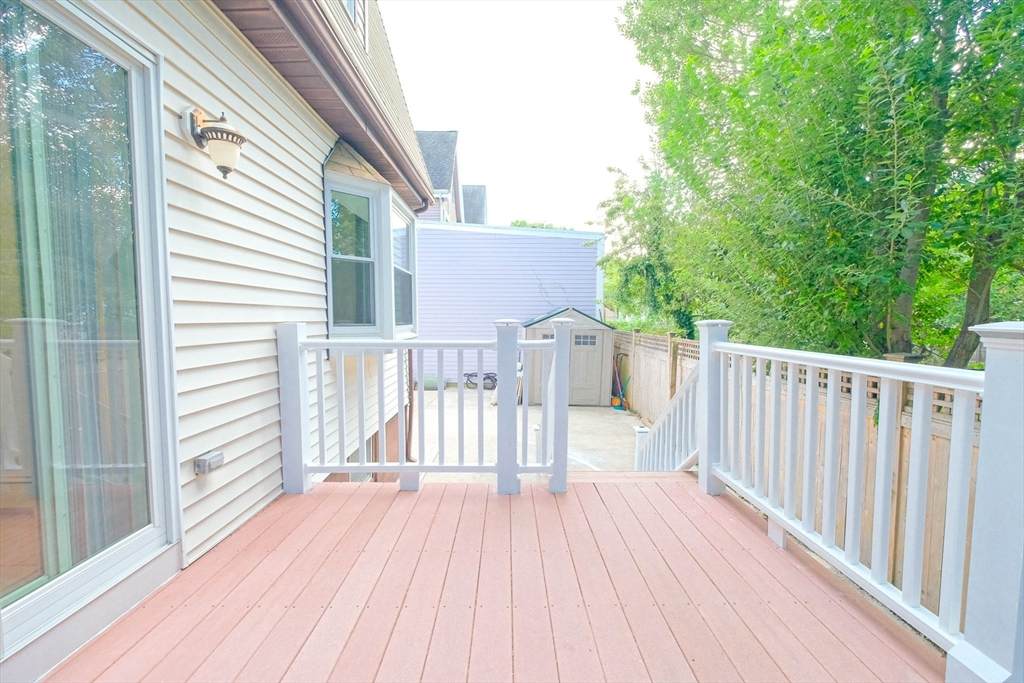 33 Brookings St - Photo 1