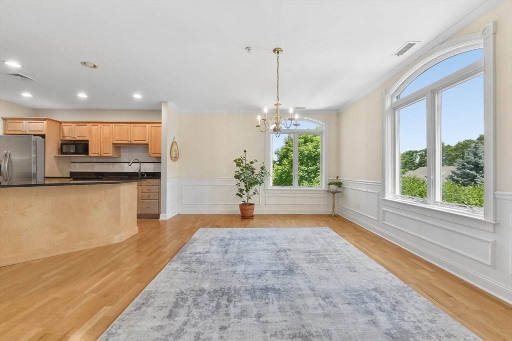 10 Northwood Dr - Photo 1