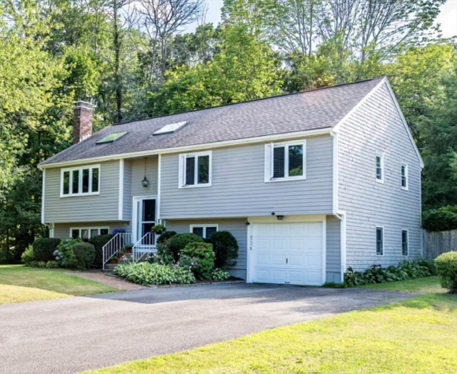 11 Fairview Ln - Photo 1
