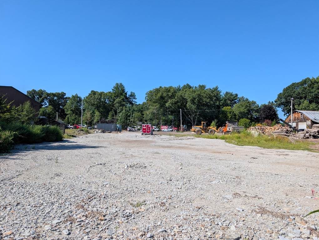 9 Wellington Rd - Photo 1