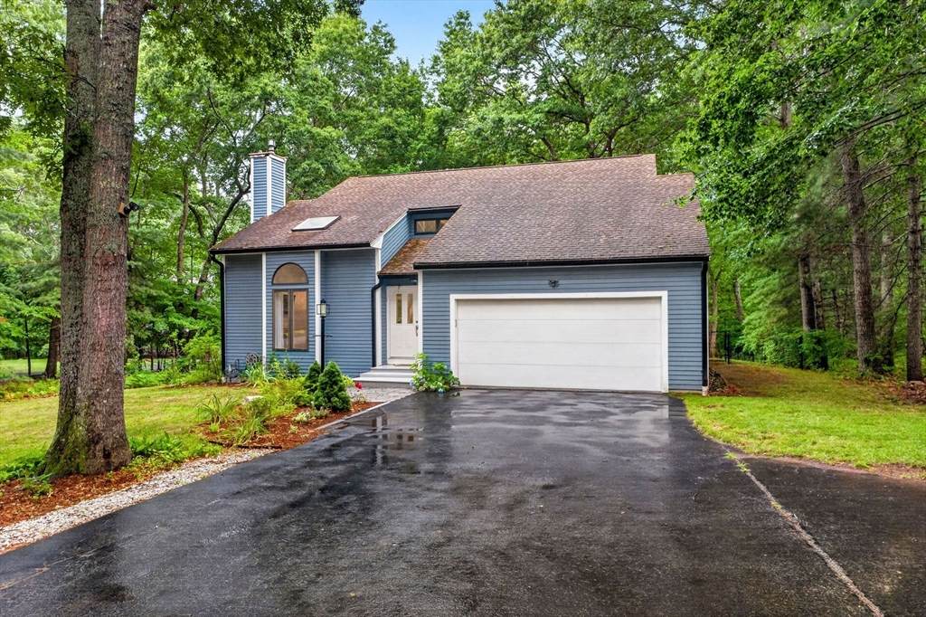 27 Walden Dr - Photo 1