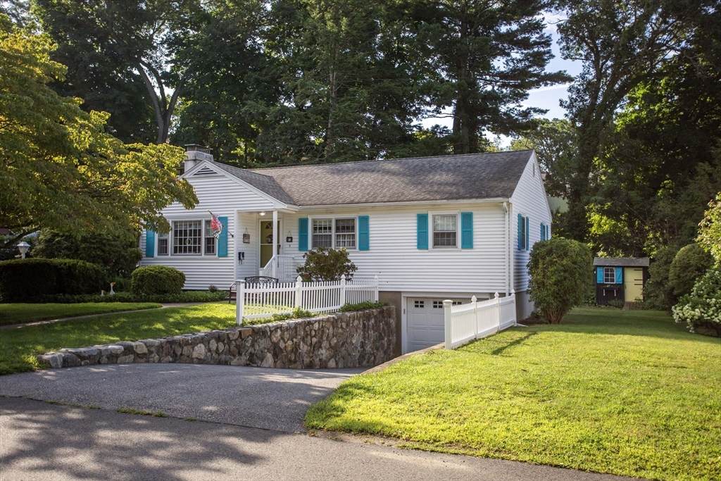 72 Eustis Ave - Photo 1