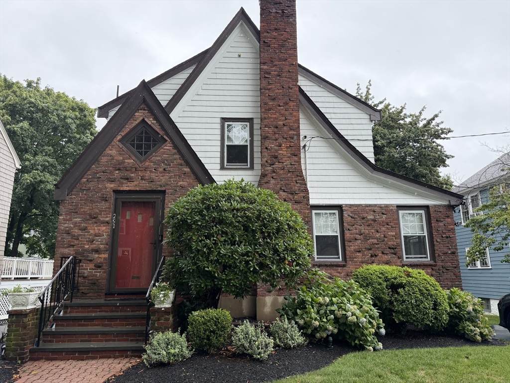 291 Russett Rd - Photo 1