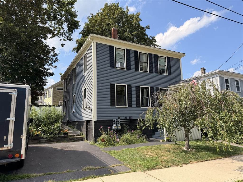 17 Davis St - Photo 1
