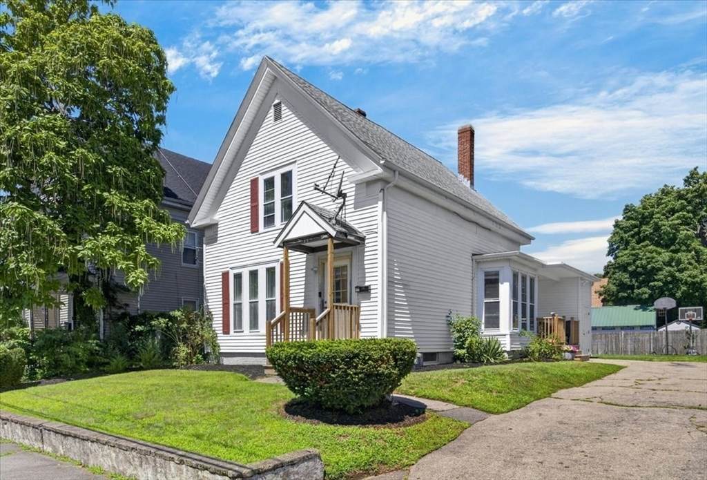 171 Bartlett St - Photo 1
