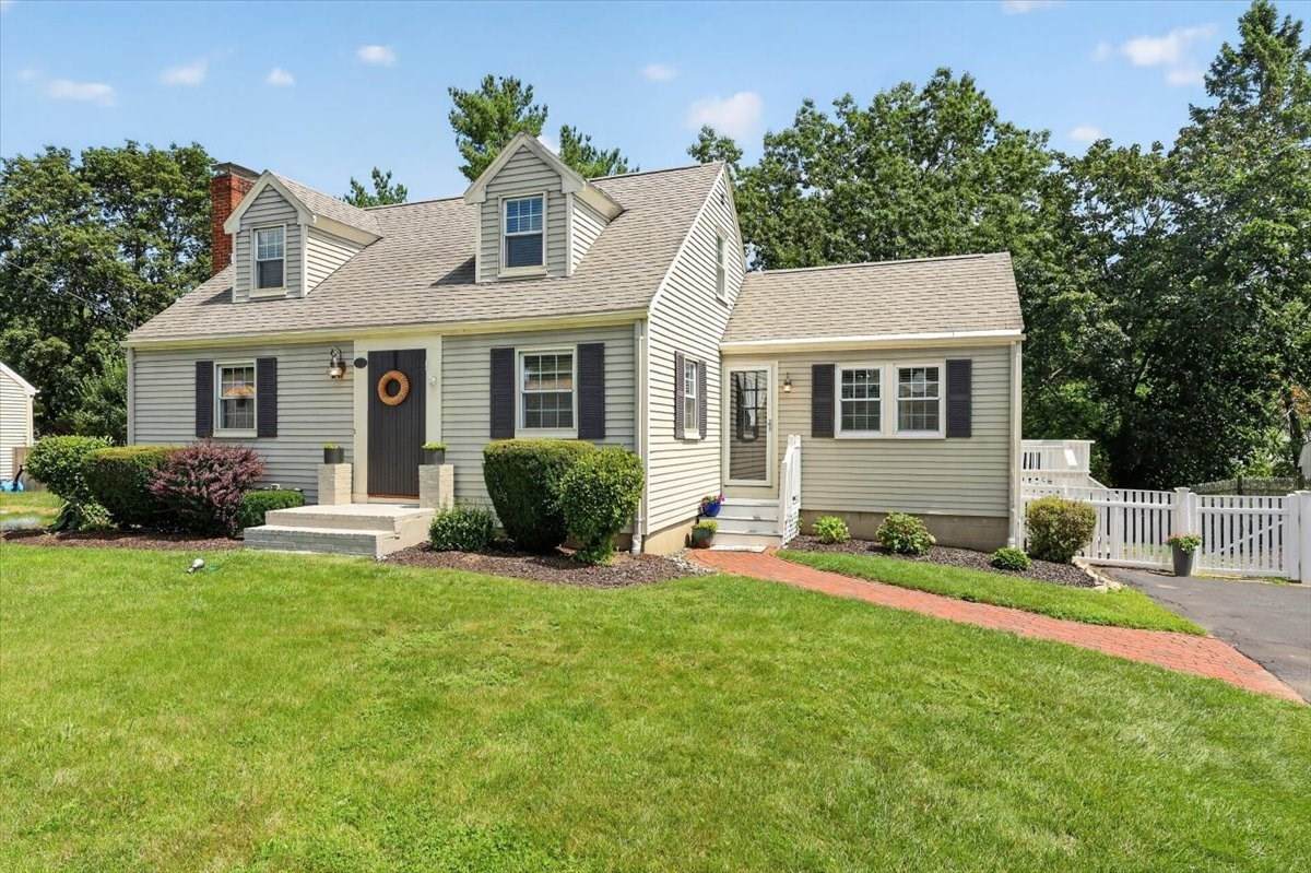 39 Gerard Rd - Photo 1