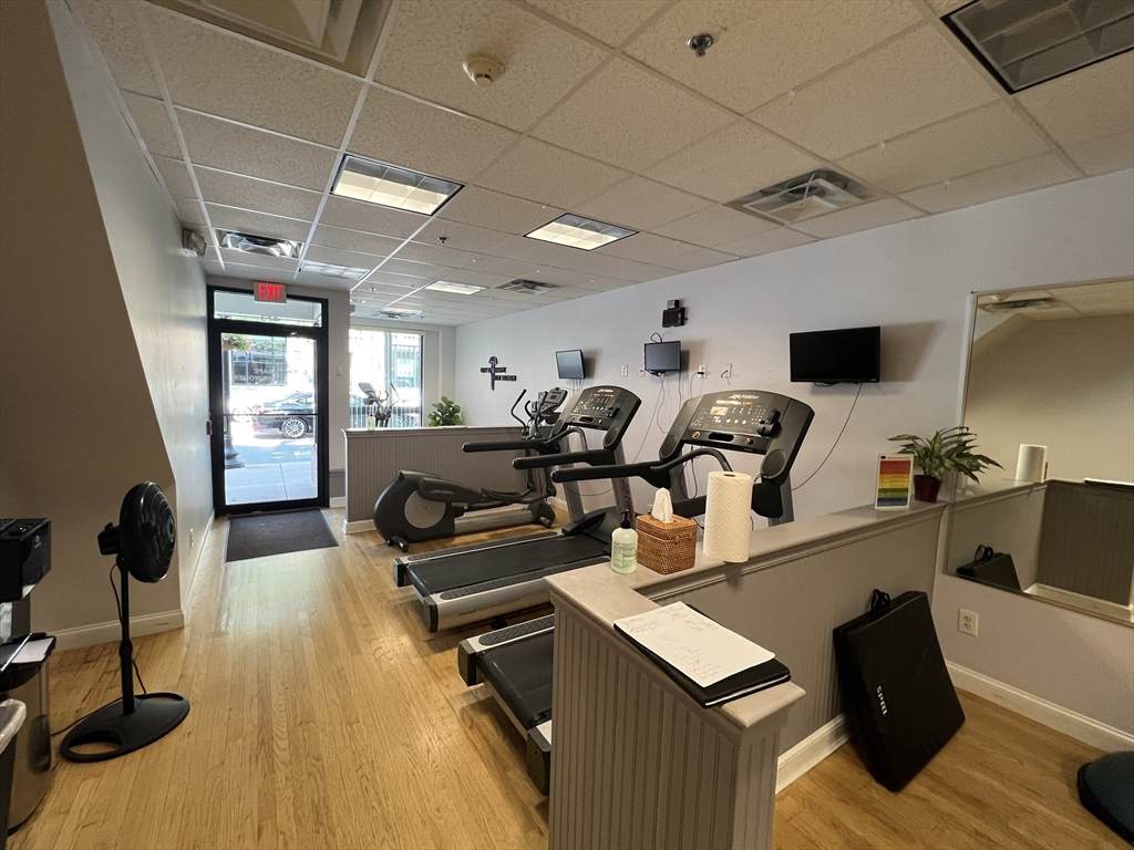 473 Main St - Photo 1