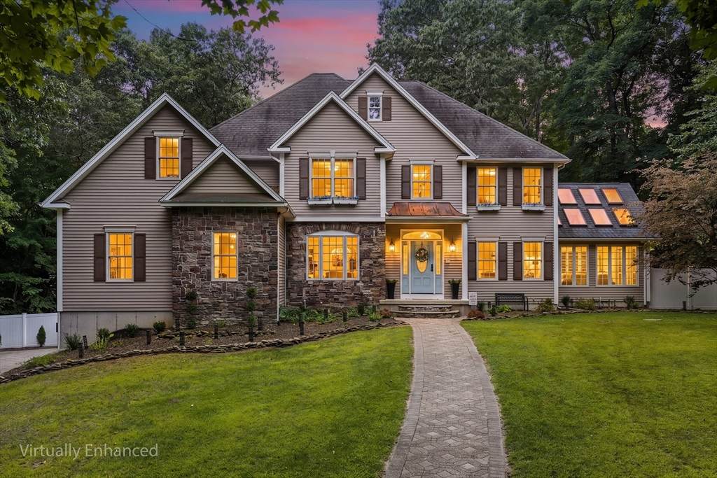 4 Iroquois Ln - Photo 1