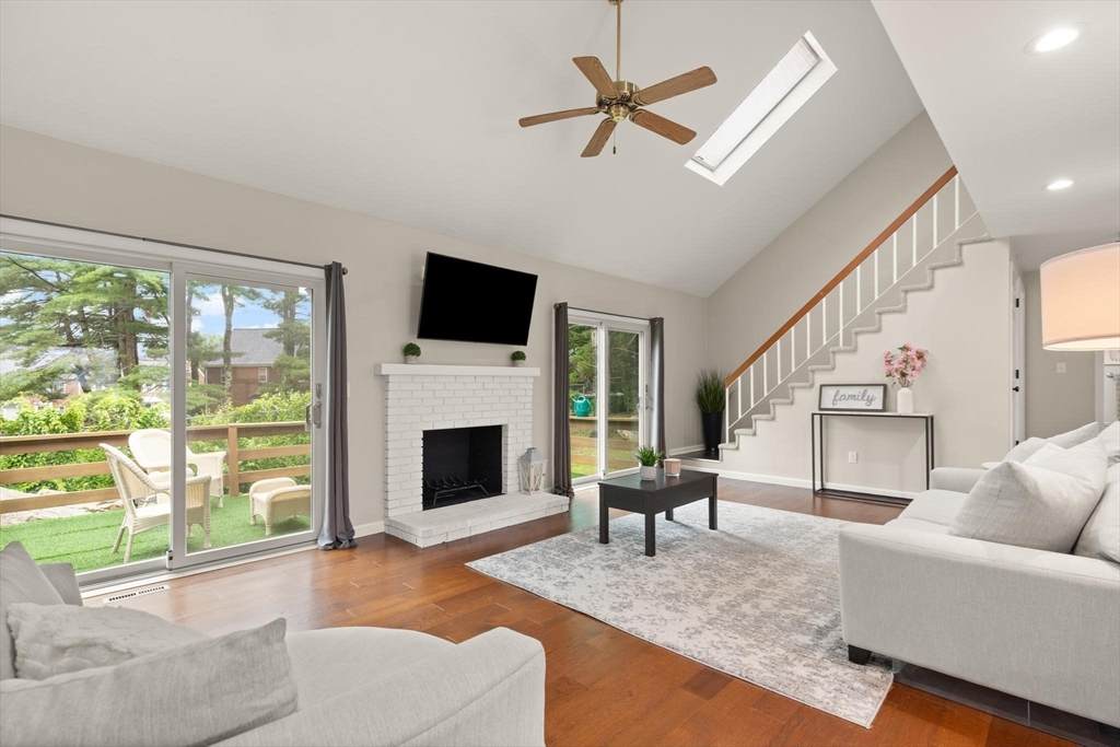 138 Copperwood Dr - Photo 1