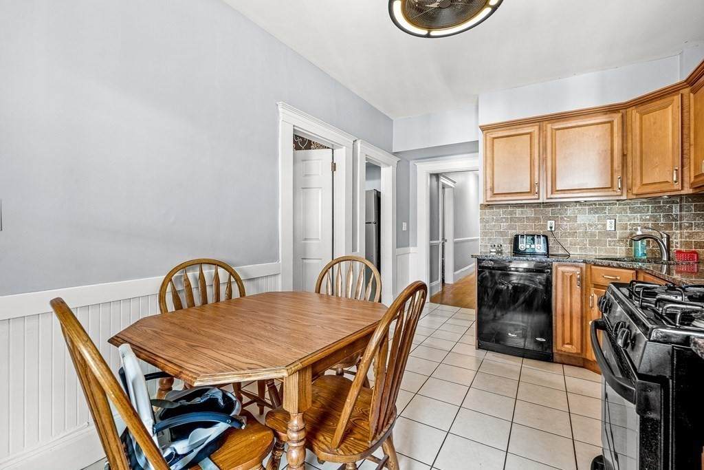 22 Auburn St - Photo 1