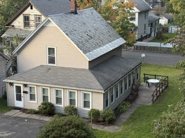 9 Spring St - Photo 1