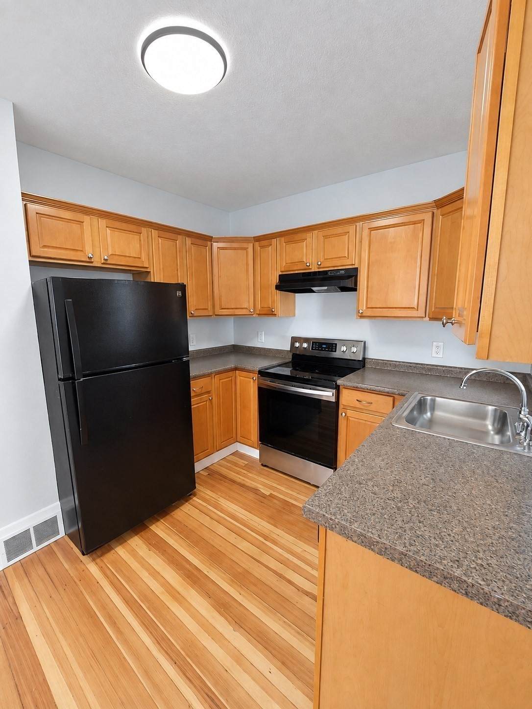 16 Mayview Terrace - Photo 1