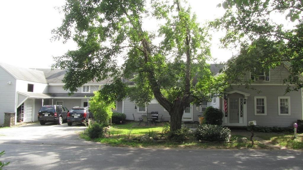 147 Fairbanks St - Photo 1