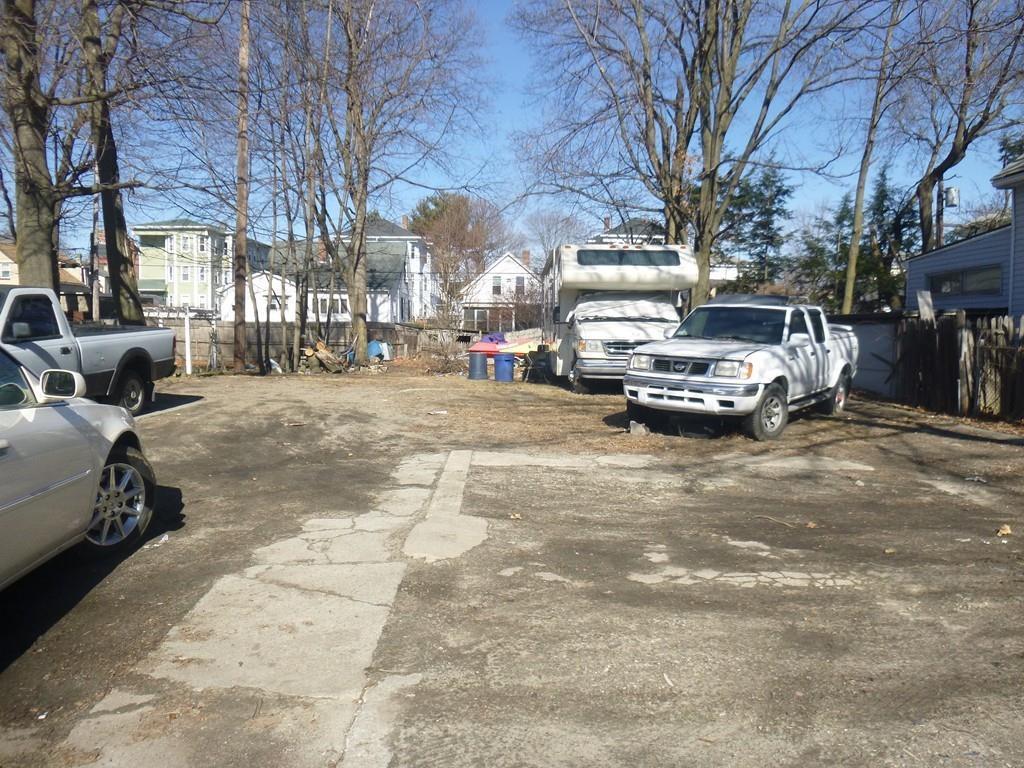 293 Cambridge St - Photo 1