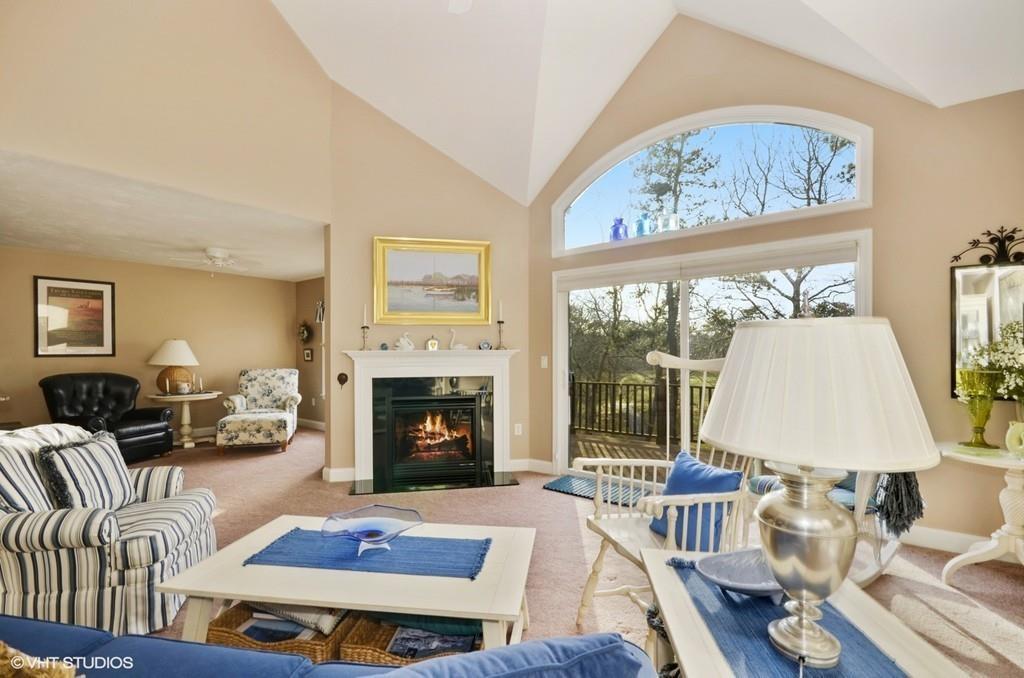 28 Turnberry Rd - Photo 1