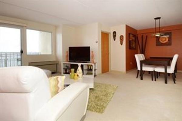 200 Cove Way - Photo 1