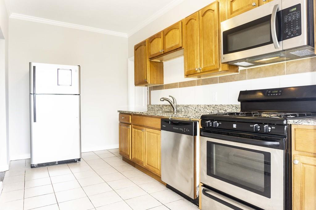 435 Walnut Ave - Photo 1