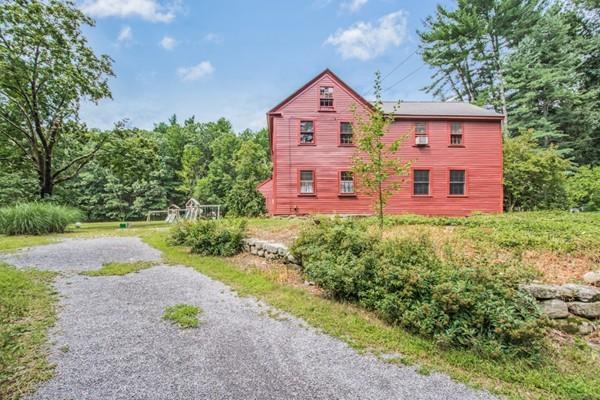 156 Taylor Rd - Photo 1