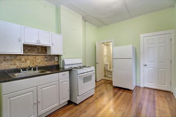 35 Pearl St - Photo 1