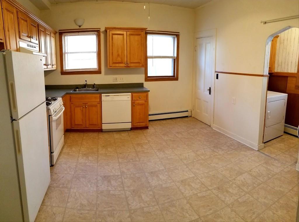 61 Garfield - Photo 1